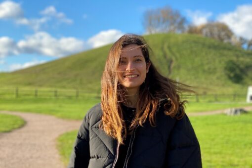 Woman in front of a mountain