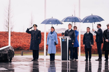 Måndagen den 11 mars hissas Sveriges flagga vid Natos högkvarter i Bryssel.