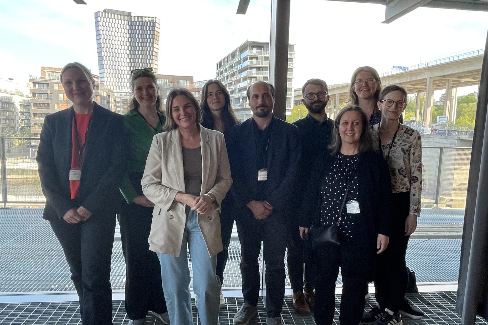 Ett gruppfoto över de som presenterade sina projekt hos White Arkitekter.