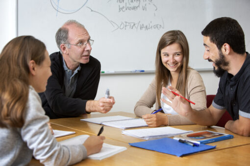 Classroom discussion Photo: Sofia Sabel/imagebank.sweden.se Classroom discussion